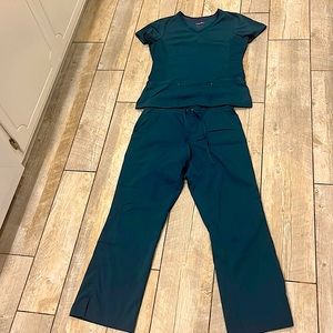 Healing Hands Purple Label Medium Teal scrub set